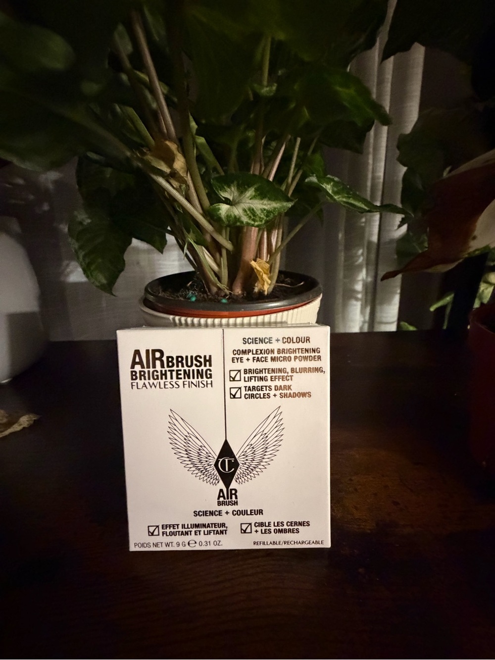 Charlotte Tilbury Airbrush Brightening Powder —  Medium